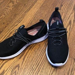 New RYKA black sneakers for women - size 8.5M